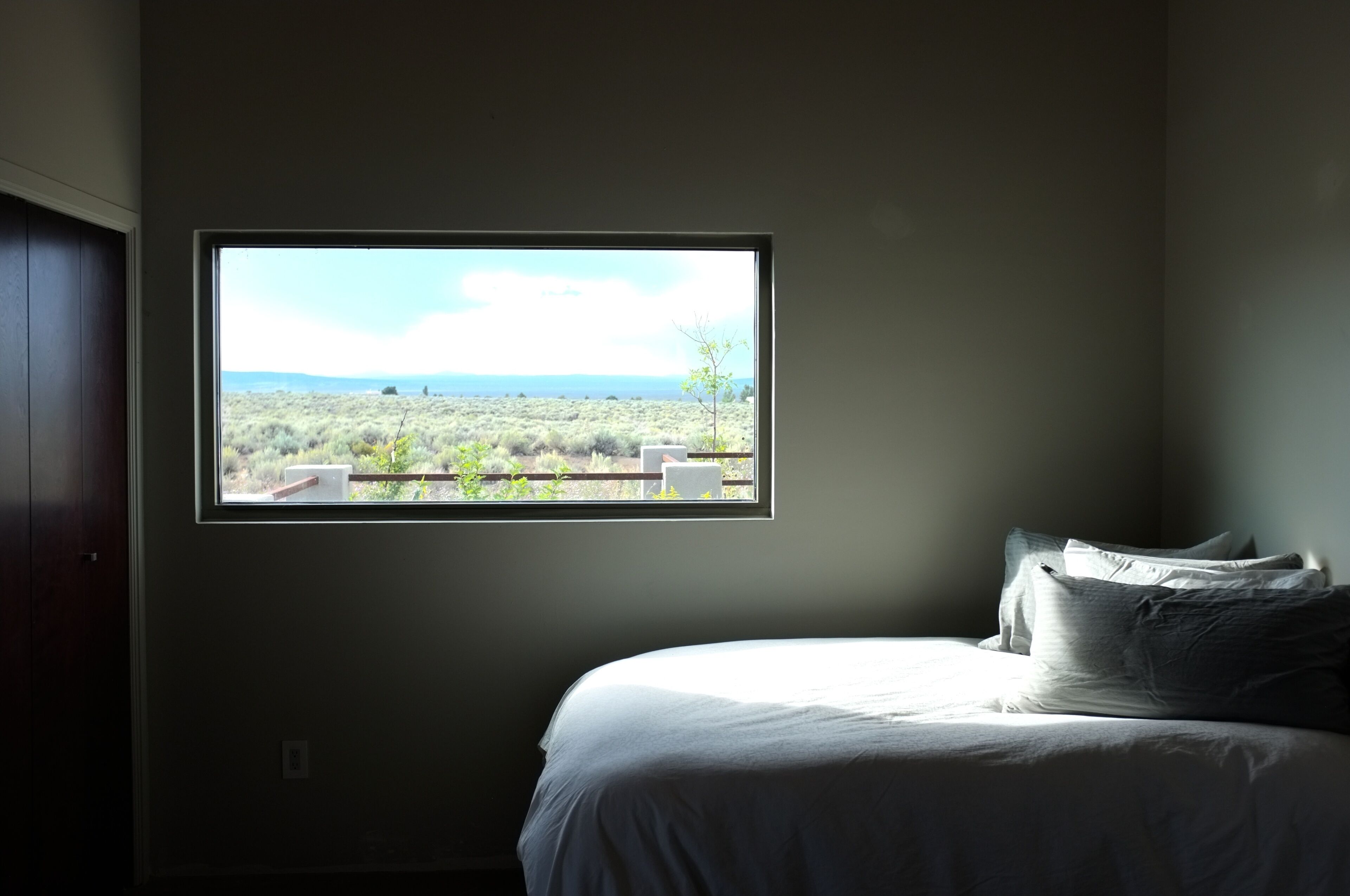 3 bedrooms, free WiFi, bed sheets, wheelchair access