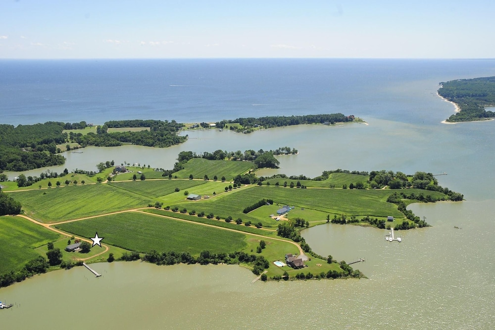Chesapeake Charm