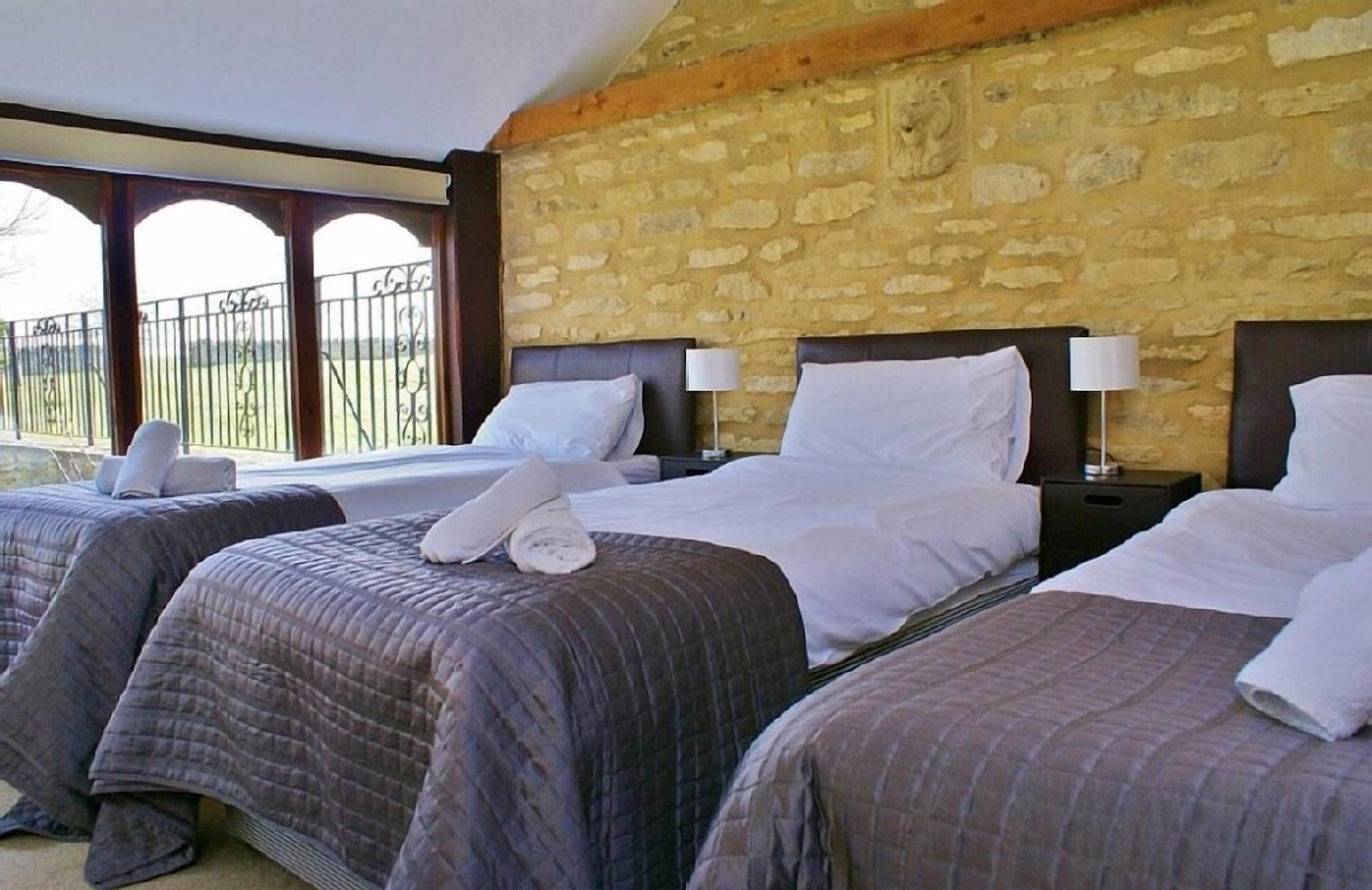 6 chambres, Internet gratuit