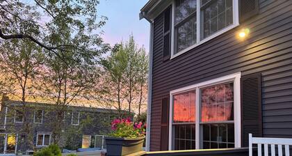 Elegant and Beautiful 3 Bedroom unit in West End. Three cars parking - tandem