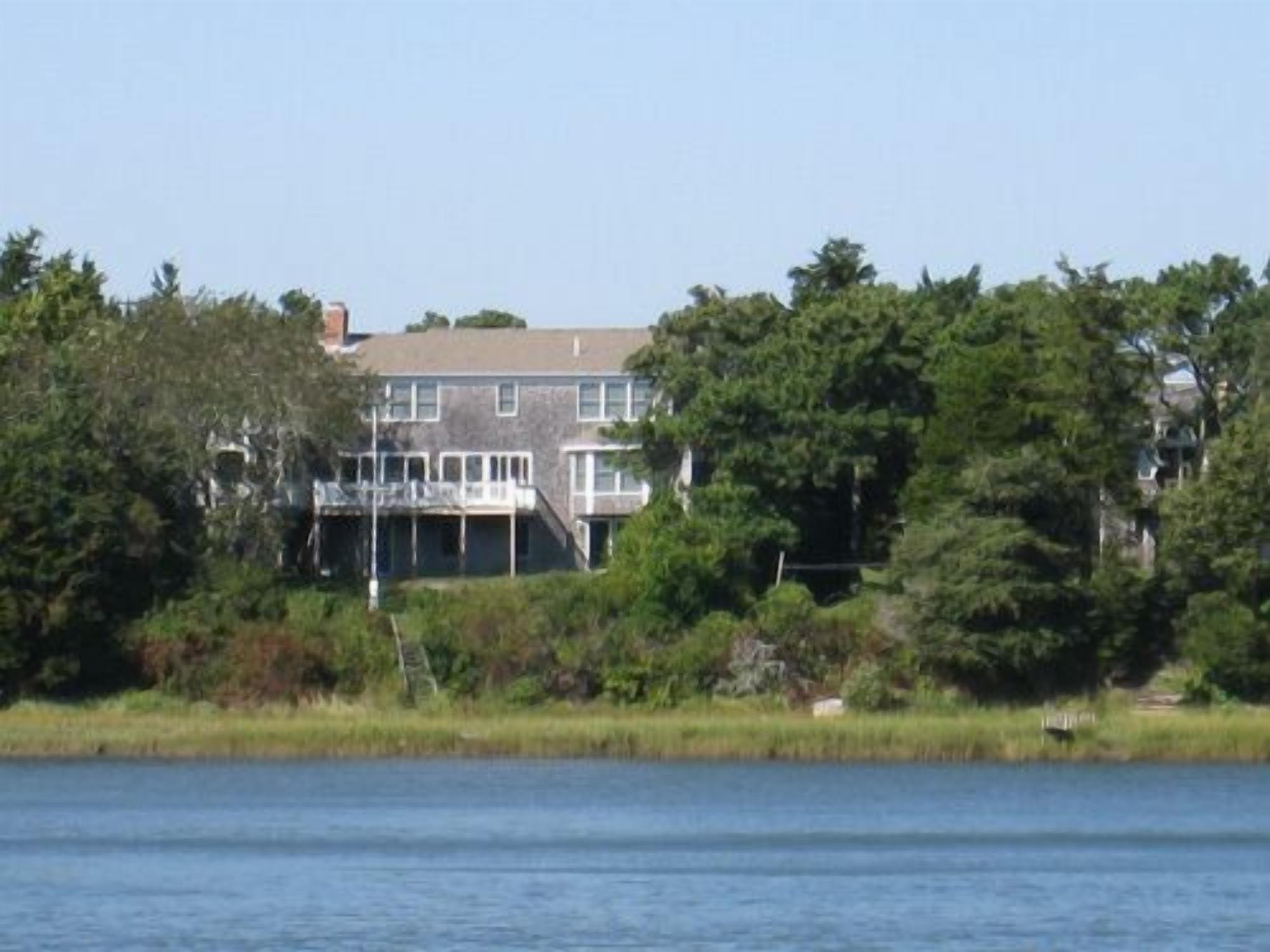 Gorgeous East Orleans Home with Views (1150)