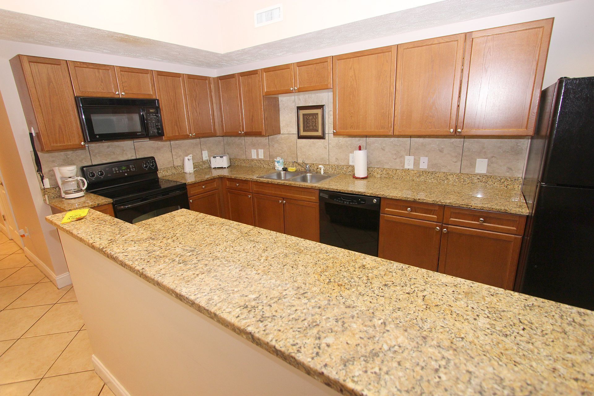 3100 SqFt Villa with 6 bedrooms, 5 bathrooms in Central Myrtle Beach