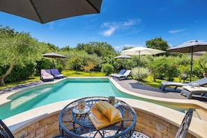 Pool - Authentic Istrian House - Family Apartment with saltwater pool - near Kamenjak (Pula)