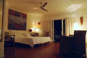 3 slaapkamers, een kluis op de kamer, een strijkplank/strijkijzer, wifi