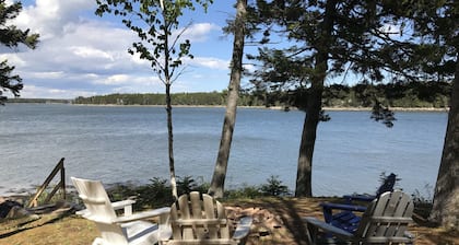 Rantahotelli Acadia Schoodic Downeast -koti, jossa 650 jalan rantaviivaa