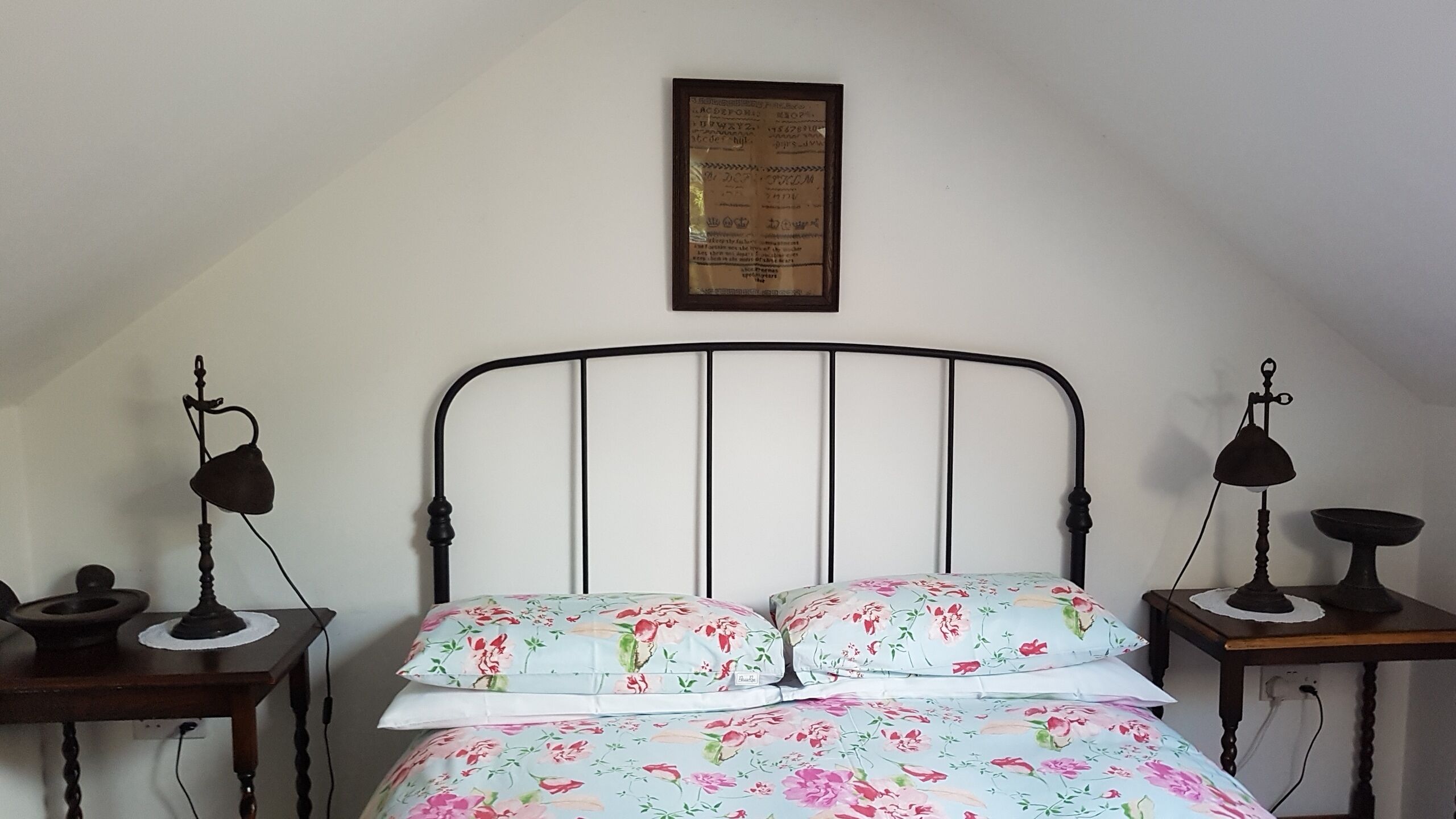 Unique And Charming Traditional Stone Cottage In Picturesque Surroundings