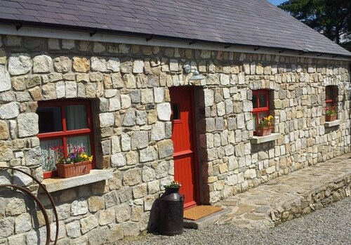 Einzigartiges und charmantes traditionelles Steinhaus in malerischer Umgebung