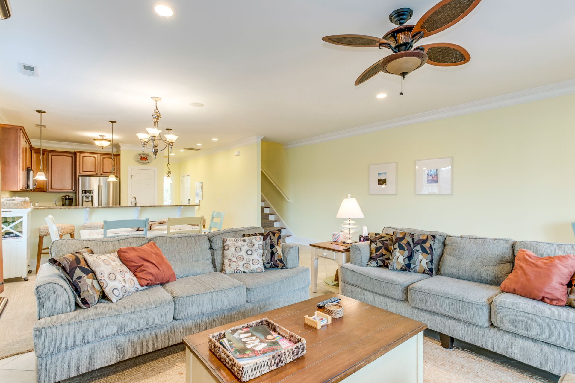 Beautiful Surfside Beach house,steps to the beach.Pool.Golf Cart.Linens Included