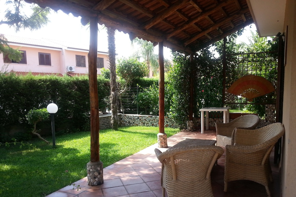 Villa con giardino - Villaggio Porto Ada di Pizzo