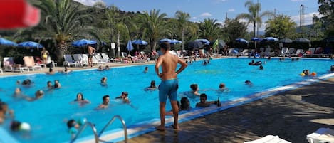 Piscina all'aperto