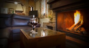 المن شأة من الداخل