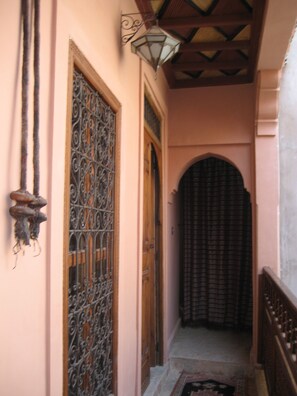 星評価なしの画像、3 / 21、ボタン