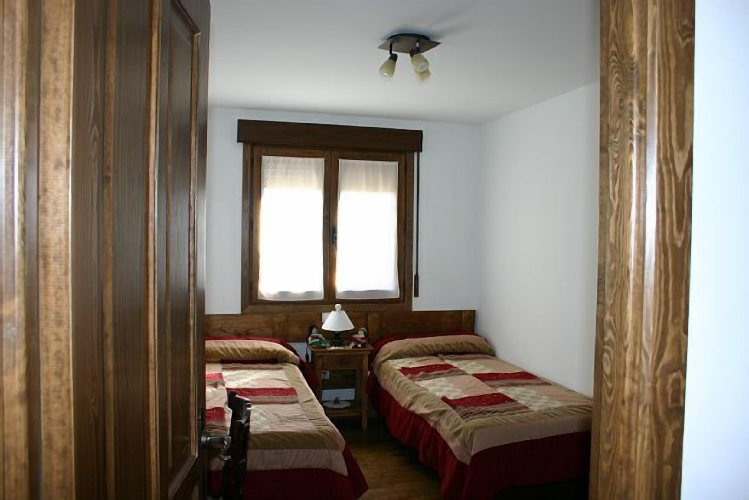 Cottage La Chimenea de Soria II in the surroundings of the Cañon de Rio Lobos