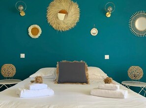 4 chambres, fer et planche à repasser, Wi-Fi, draps fournis