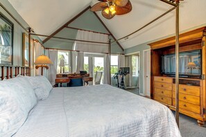 4 slaapkamers, een bureau, een strijkplank/strijkijzer, gratis wifi