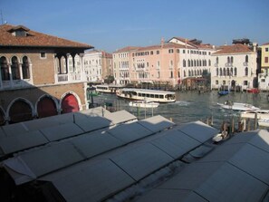 Marina - Overlooking the Grand Canal, a small loft on two levels (Venezia)