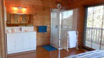 4 chambres, bureau, fer et planche Ă repasser, Wi-Fi gratuit