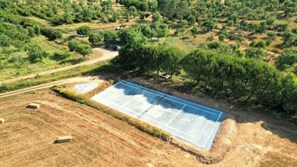 Sports court - Where the nature and the welfare are find in full harmony (Vila Nova de Milfontes)