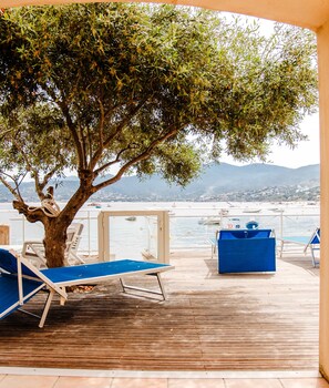 Terrace/patio - Porticcio: house / villa - 7 rooms - 10 persons (Pietrosella)