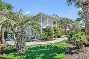 Exterior - Isle Of Palms, Luxury Oceanfront Home with Hot Tub (NORTH MYRTLE BEACH)