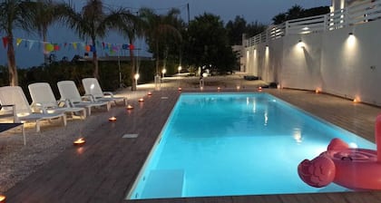 IN AVOLA, BETWEEN NOTO AND SIRACUSA, NEW VILLA WITH PRIVATE POOL