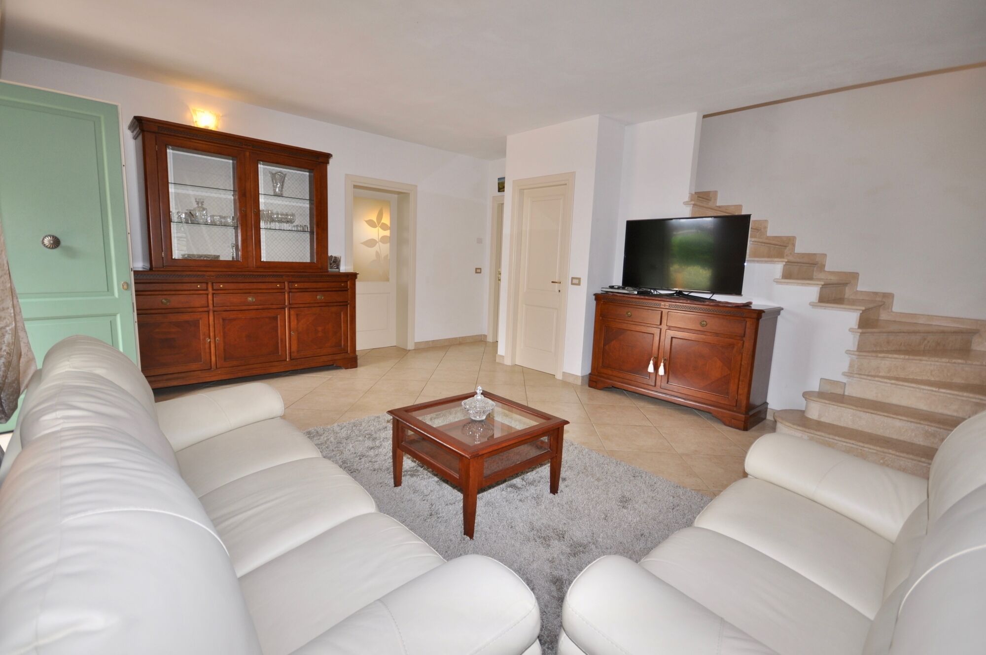 Villa in Forte dei Marmi with hot tub in the garden, gym, sauna, wifi