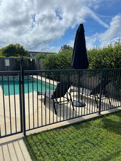 Casa familiar compacta con piscina en South Mackay