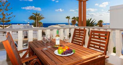 3 Bed Villa, yksityinen lämmitetty uima Keski Puerto Del Carmen, Fantastic Locatio