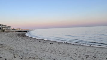 Na praia