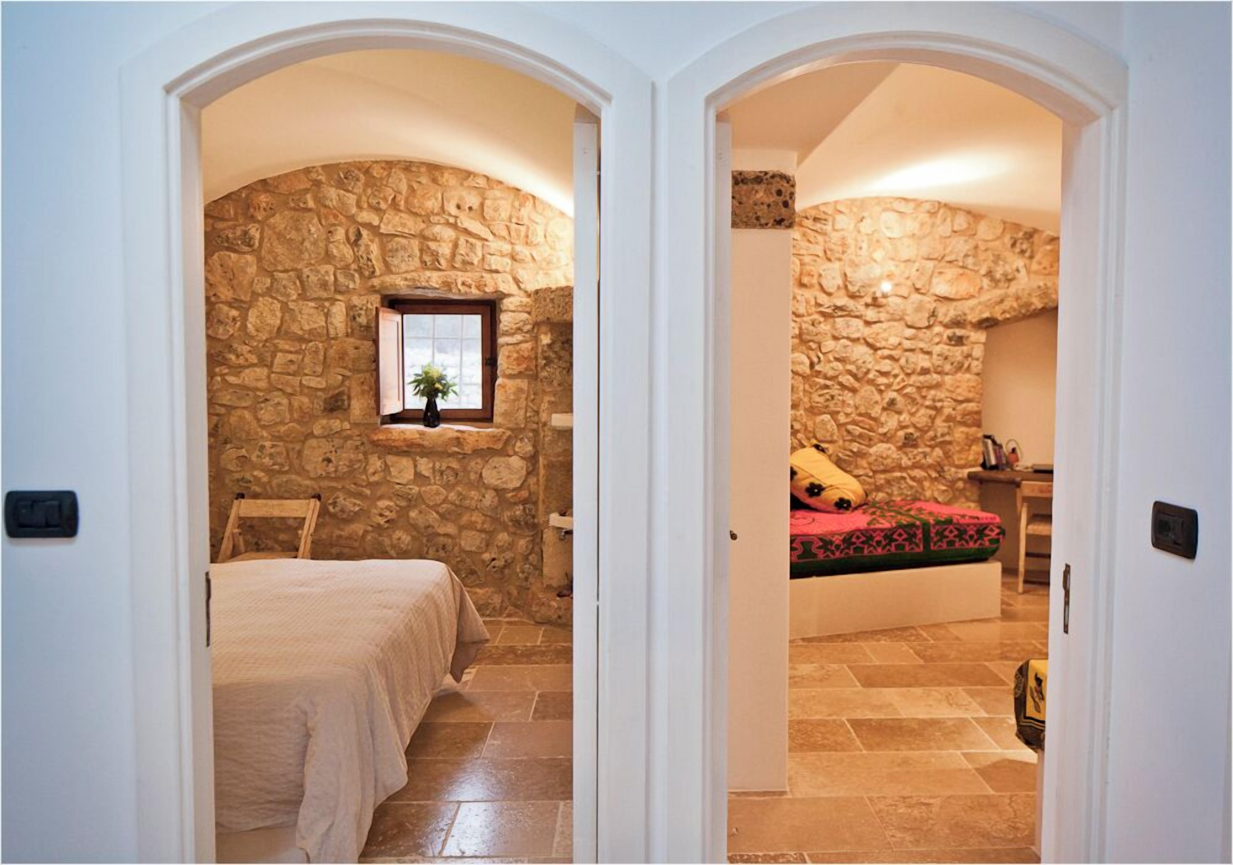 2 habitaciones y caja de seguridad en la habitación 