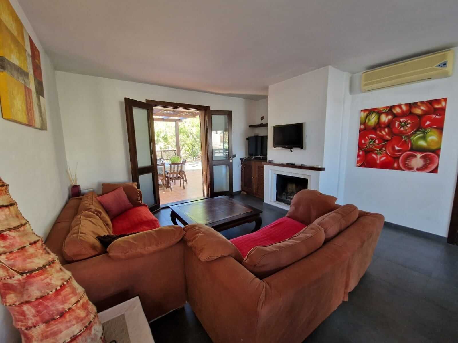 Casa familiar muy espaciosa y acogedora que puede acomodar hasta 12 personas