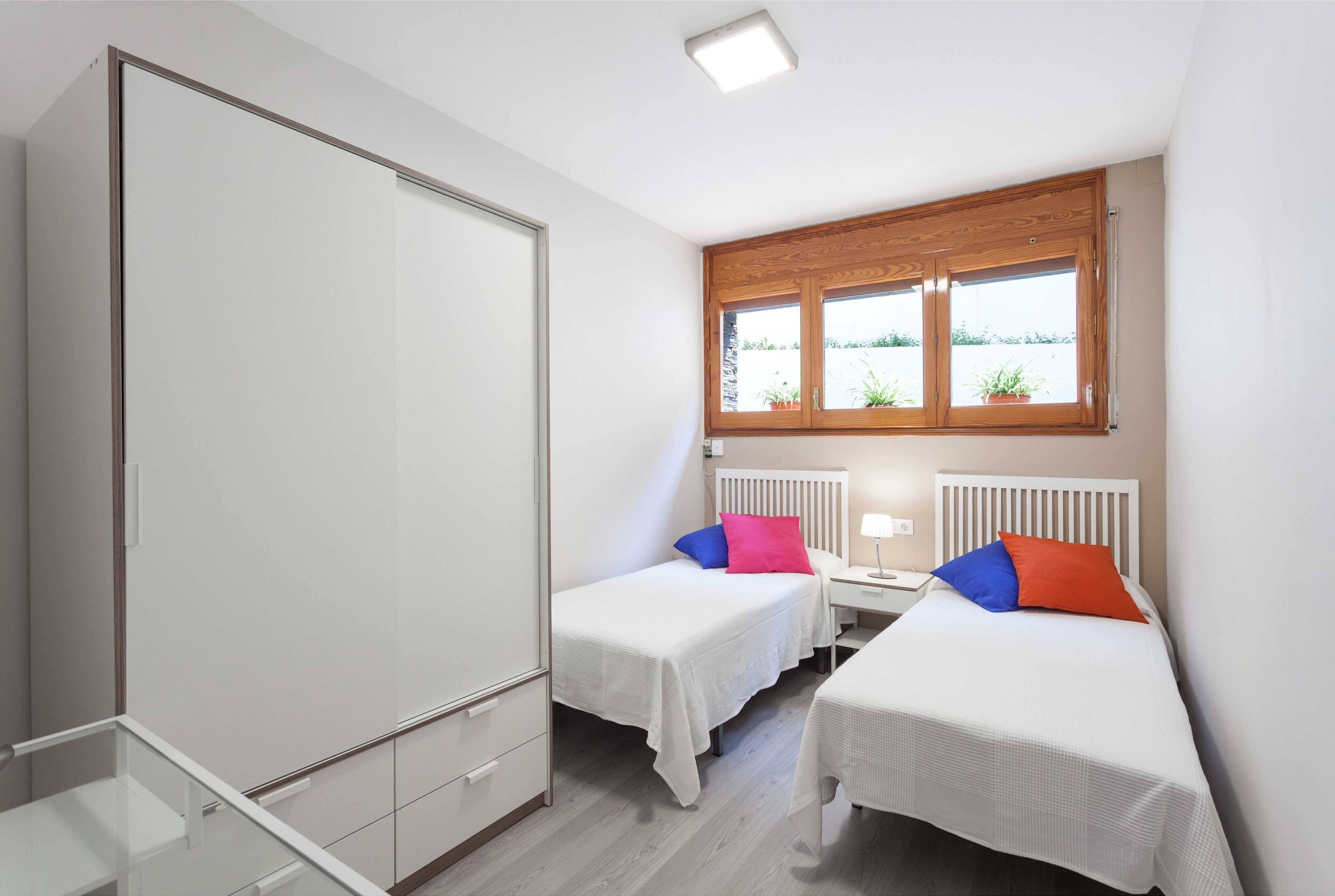 DELFIN - Maison pour 8 avec jardin et piscine privée à 15 minutes de Barcelone