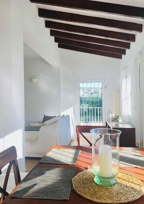 4 Schlafzimmer, Bügeleisen/Bügelbrett, Reisekinderbett, kostenloses WLAN