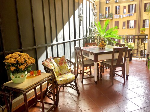 Central near Vatican, olympic stadium with terrace, elevator and garage.