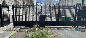 Nation :quiet, sunny, private house***+ free pking in private street.