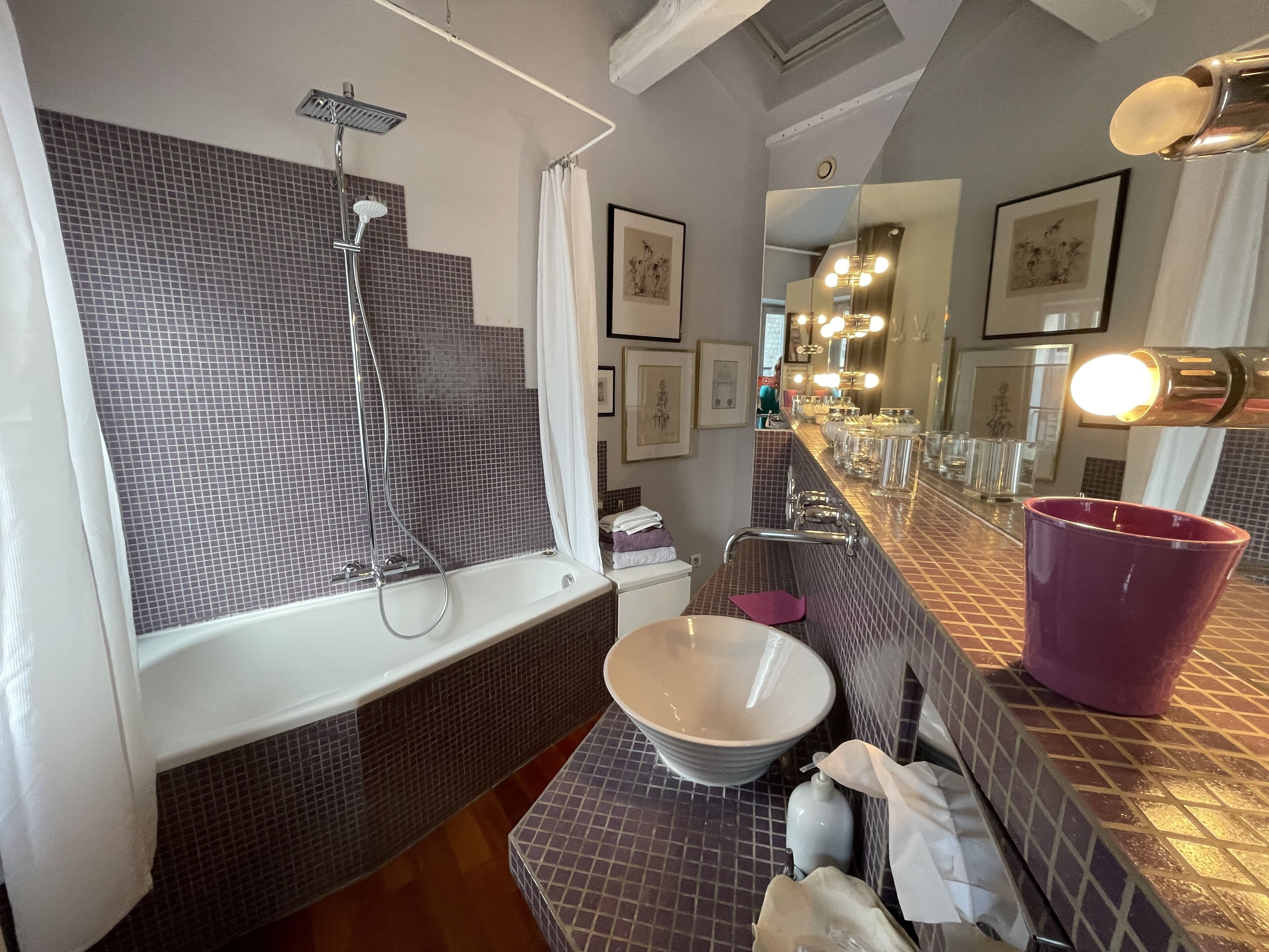 Bathtub, hair dryer, towels, soap