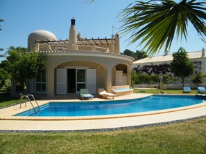 Piscina externa