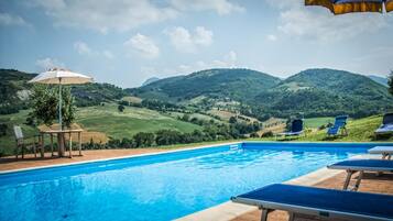 Piscina all'aperto