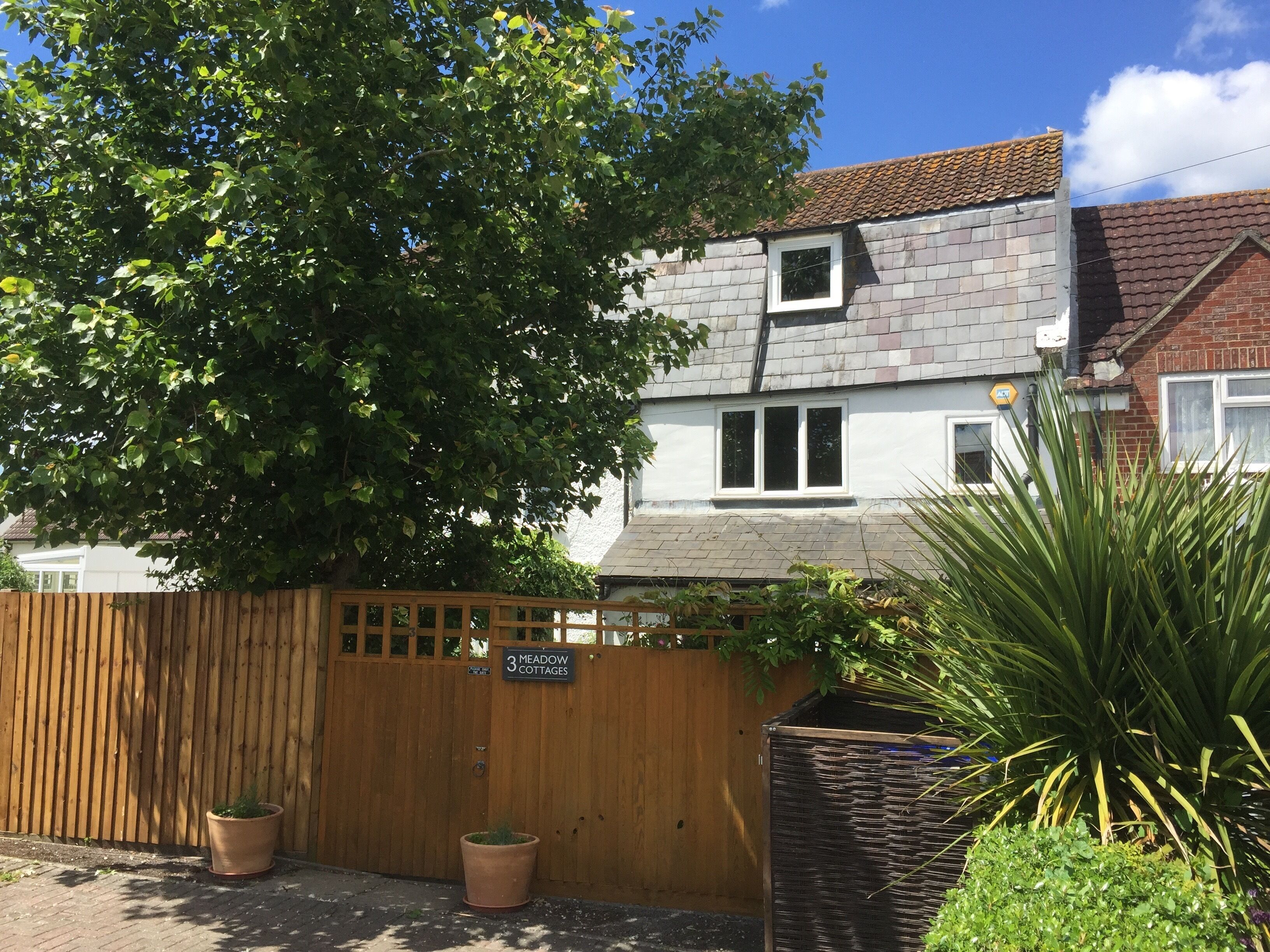 3 Bedroom Luxury Cottage near Salisbury Cathedral & Stonehenge
