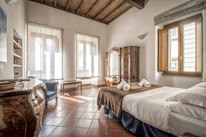 4 Schlafzimmer, Bügeleisen/Bügelbrett, WLAN, Bettwäsche