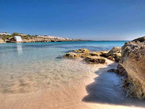 VILLA TURQUESA - Stylish large, bright villa near the beach, sea views