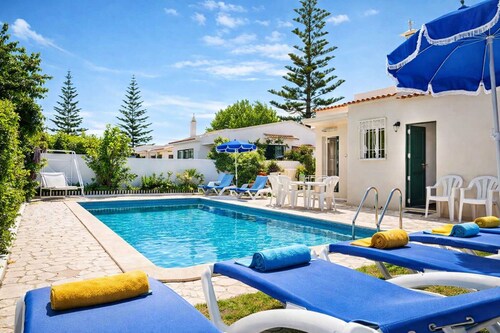 Beautiful 4 Bedroom Villa Silva, Private Pool, Close To The Strip And Old Town