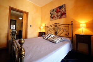 3 Schlafzimmer, Bügeleisen/Bügelbrett, Reisekinderbett, kostenloses WLAN