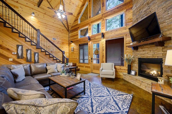 TV, fireplace, DVD player