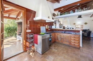 Frigorifero, microonde, forno, lavastoviglie