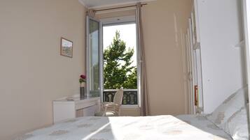 2 chambres, fer et planche Ă repasser, lit parapluie, Wi-Fi