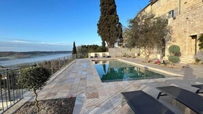 Pool - Character house with swimming pool in medieval village (Lauzerte)