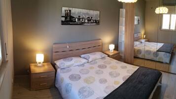 1 chambre, Wi-Fi gratuit, draps fournis