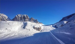 Snow and ski sports
