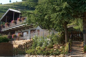 Exterior - Beautiful, spacious, family home in a lovely mountain village, near Lake Garda   (Marmentino, Brescia)